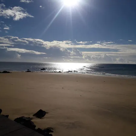 Vista Mar, 1 Bed In Los Pocillos With Seaviews *